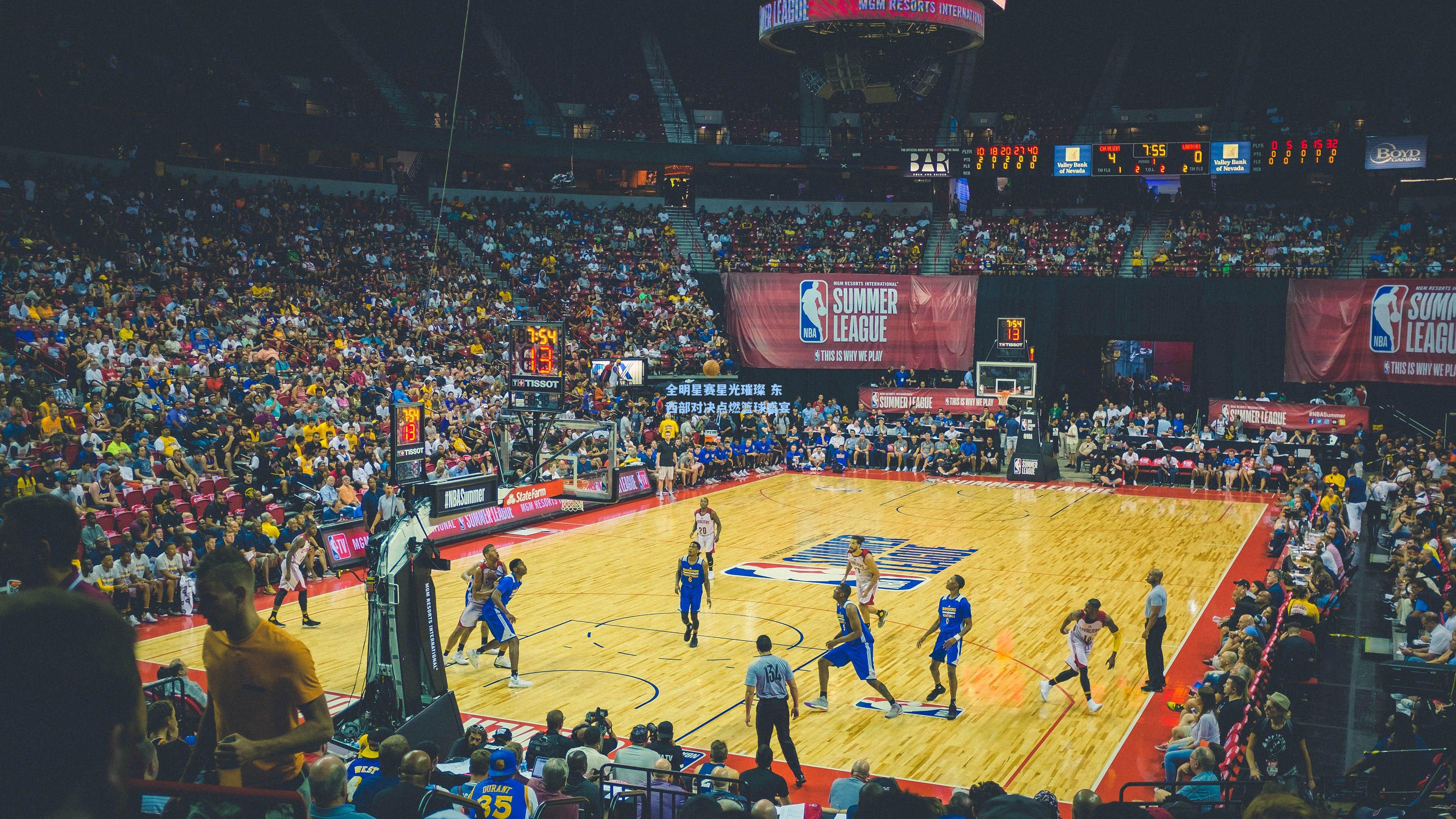 全明星赛星光璀璨 东西部对决点燃篮球盛宴